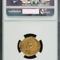Roman Imperatorial Julius Caesar AV Aureus NGC Ch MS 33250 | World