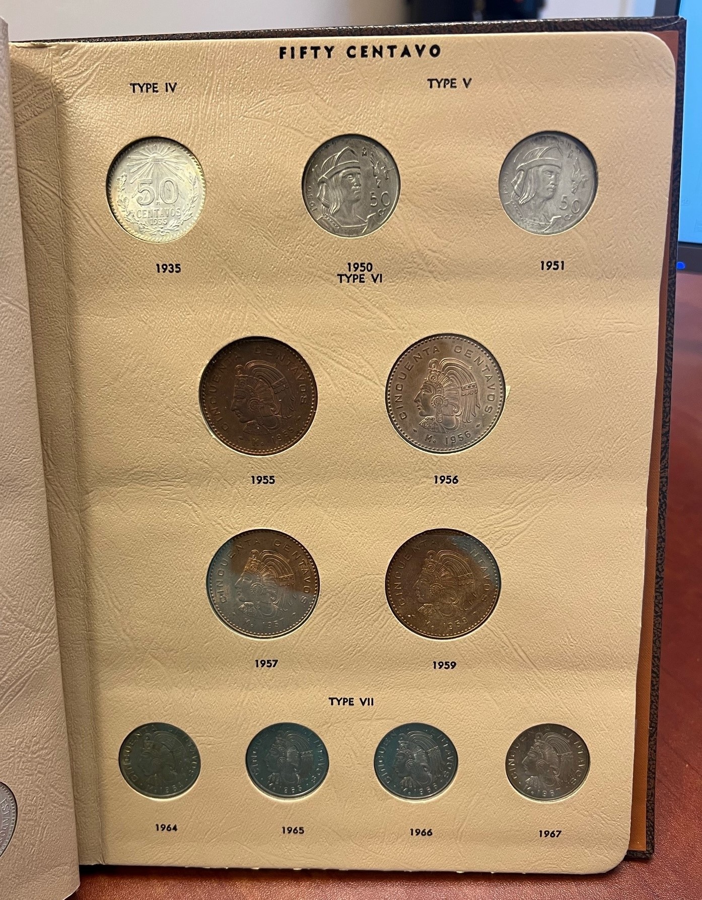 50 Centavo Mexican Coins Modern Silver & Minors Modern Silver & Minors Dansco Book of Fifty Centavos 0137779 Modern Silver & Minors Dansco Book of Fifty Centavos 0137779Modern Silver & Minors Dansco Book of Fifty Centavos 0137779 - Image 4