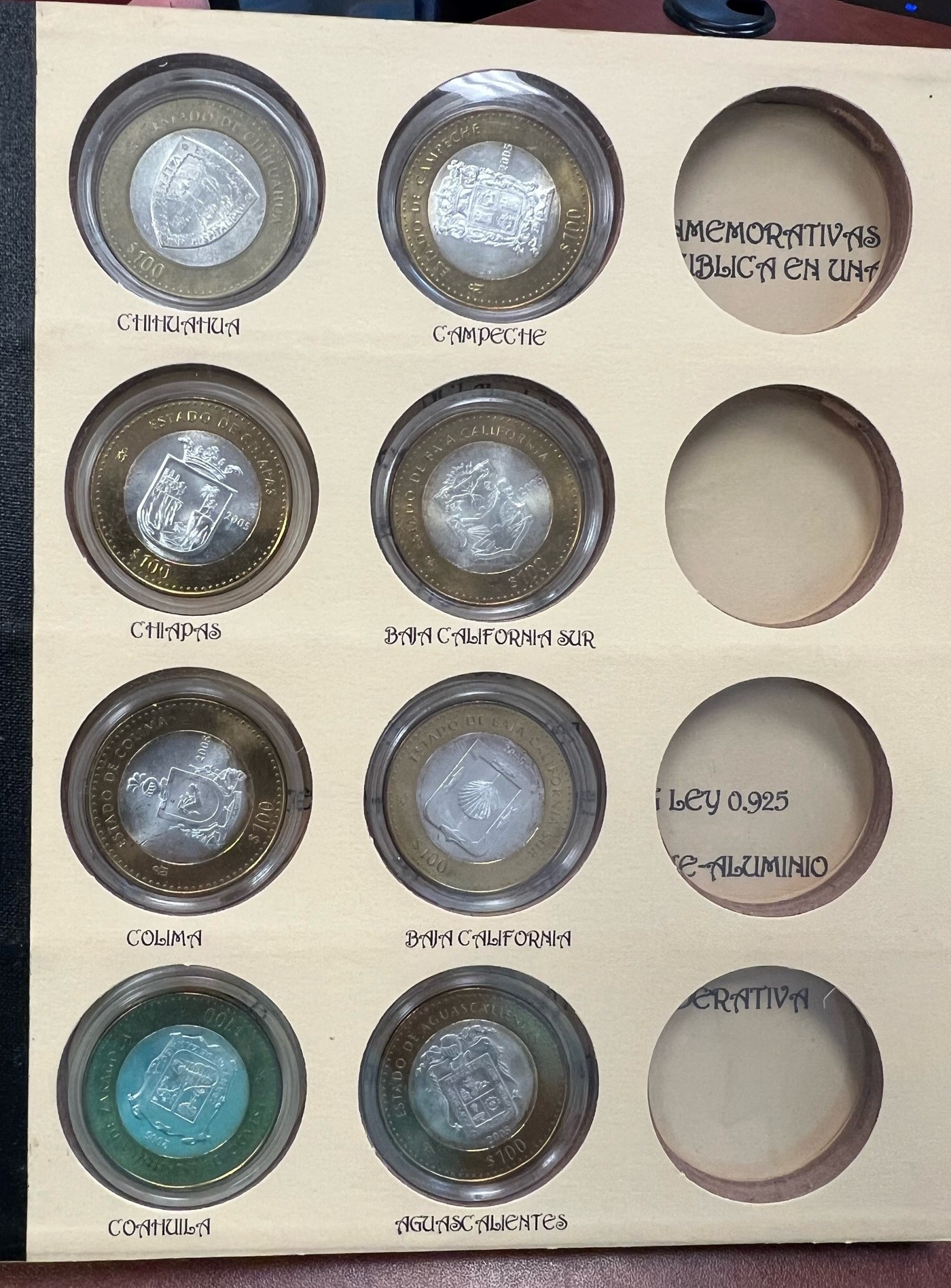 100 Peso Mexican Coins Modern Silver & Minors Modern Silver & Minors Book of 32 - 100 Pesos 0137781 Modern Silver & Minors Book of 32 - 100 Pesos 0137781Modern Silver & Minors Book of 32 - 100 Pesos 0137781 - Image 5