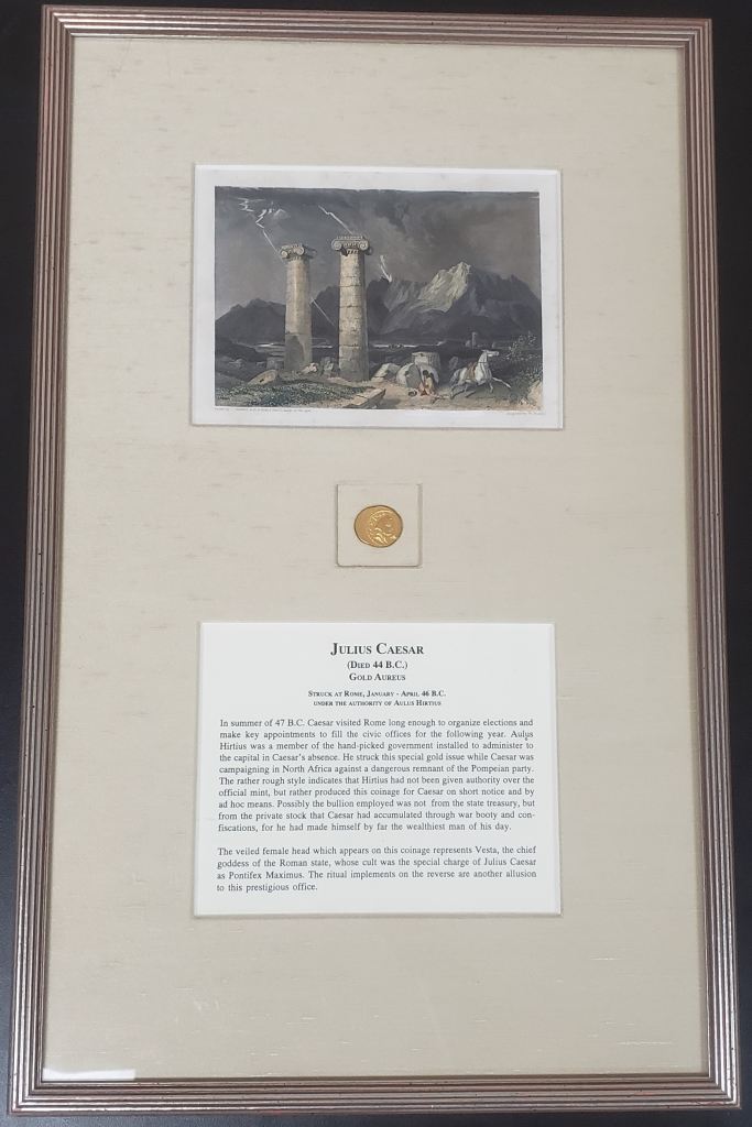 Roman Imperatorial Julius Caesar d.44 BC AV Aureus in Frame 0144245
