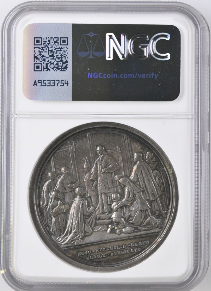Italy/San Marino/Vatican New Ecclesiastical Code Benedict XV Silver Medal 1917 III Rinaldi-111 NGC MS61 0153096Italy/San Marino/Vatican New Ecclesiastical Code Benedict XV Silver Medal 1917 III Rinaldi-111 NGC MS61 0153096 - Image 2